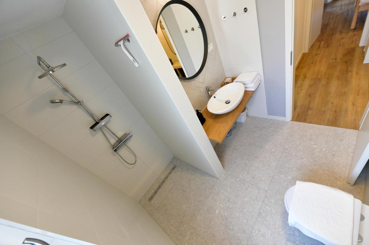 Plitvice Nest 2 Apartment ราโควิซา ภายนอก รูปภาพ