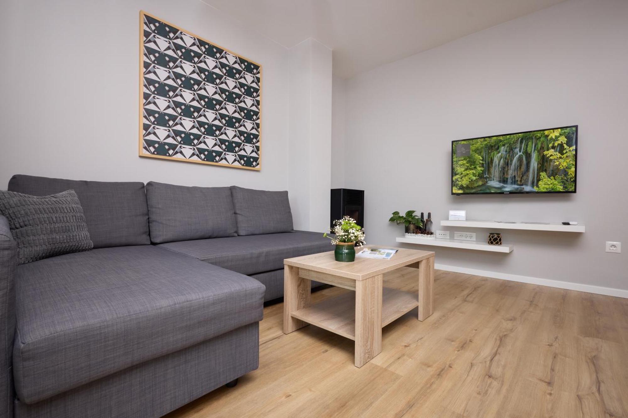 Plitvice Nest 2 Apartment ราโควิซา ภายนอก รูปภาพ