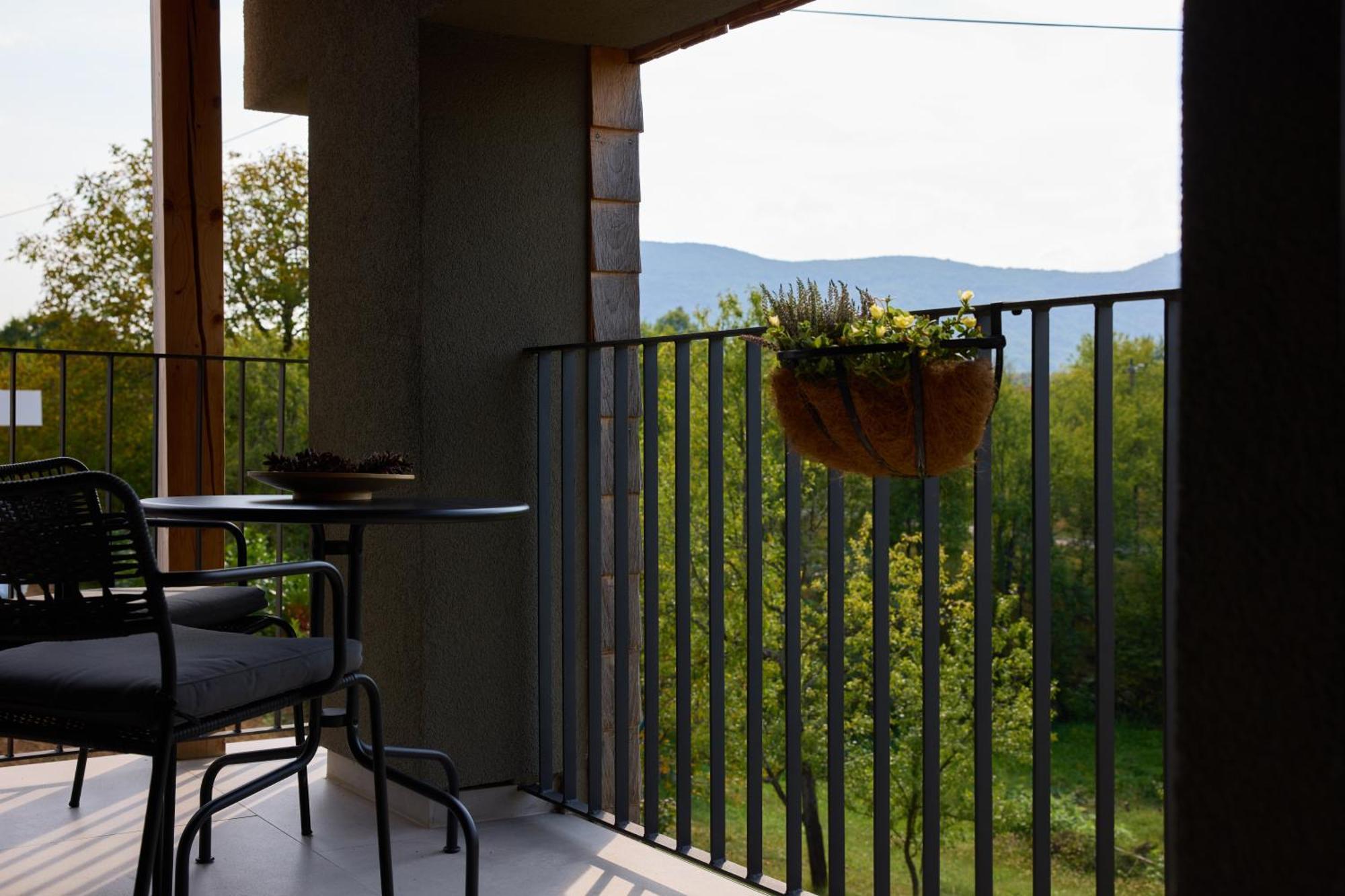 Plitvice Nest 2 Apartment ราโควิซา ภายนอก รูปภาพ