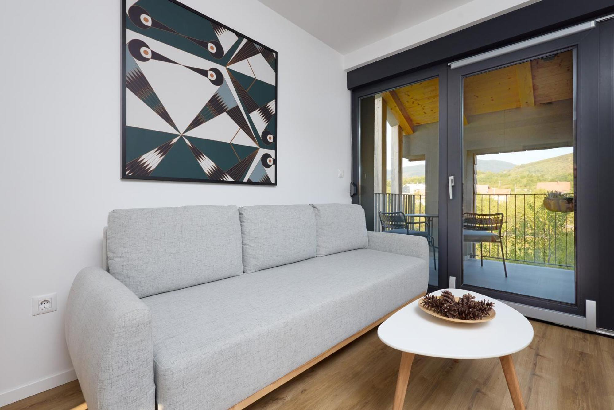 Plitvice Nest 2 Apartment ราโควิซา ภายนอก รูปภาพ
